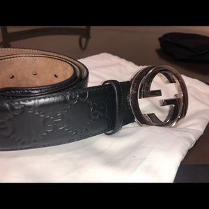 Black leather Gucci men belt